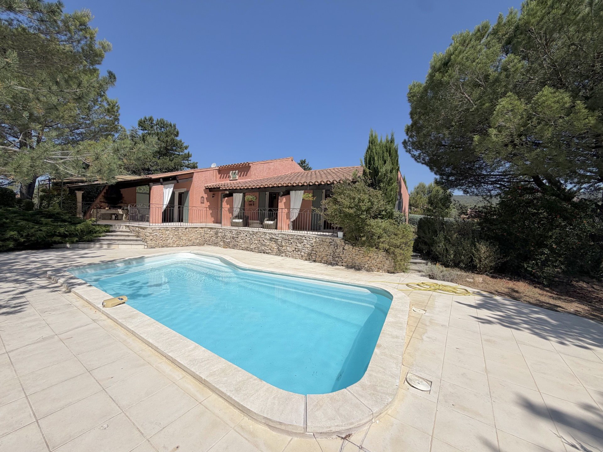 Maison à vendre, 172m², Saint-Saturnin-lès-Apt