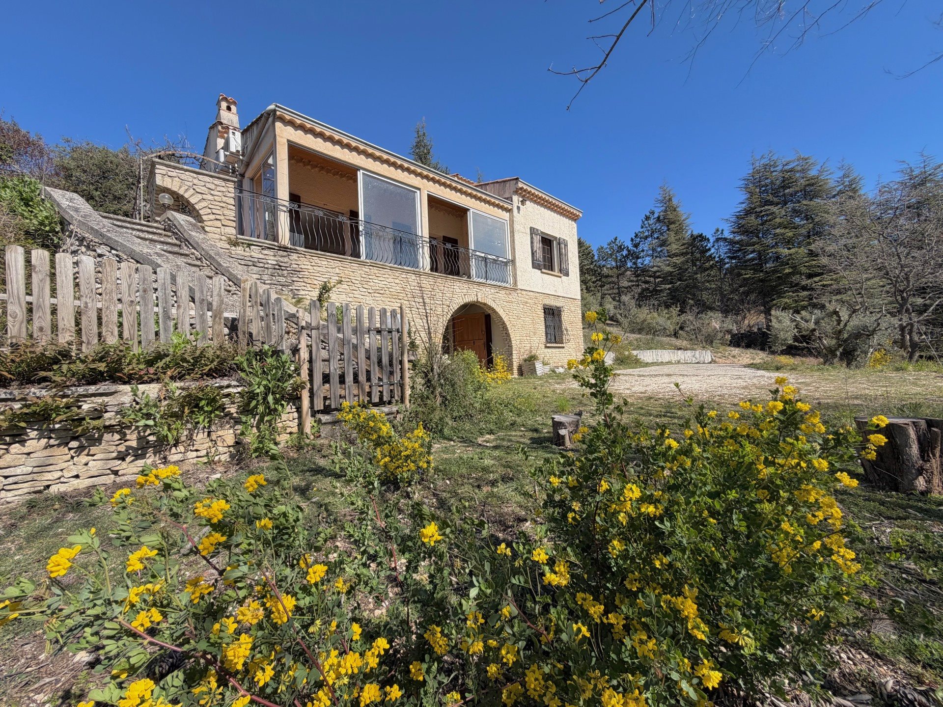 Maison à vendre, 146m², Saint-Saturnin-lès-Apt