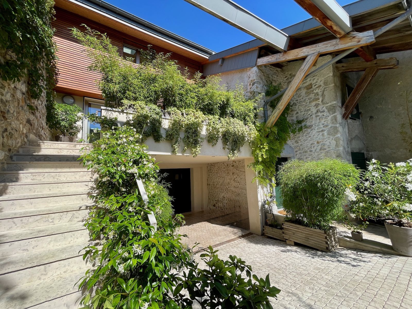 Maison à vendre, 245m², Divonne-les-Bains