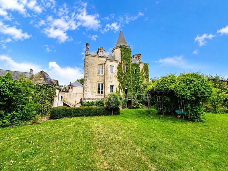Maison à vendre, 237m², Soulgé-sur-Ouette