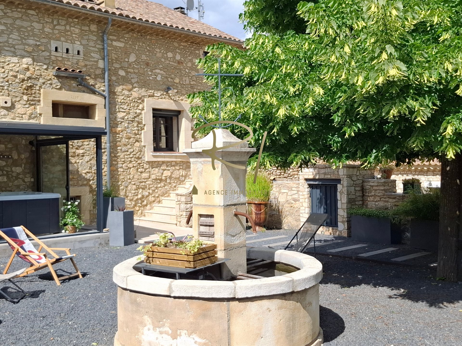 Maison à vendre, 340m², Saint-Paulet-de-Caisson