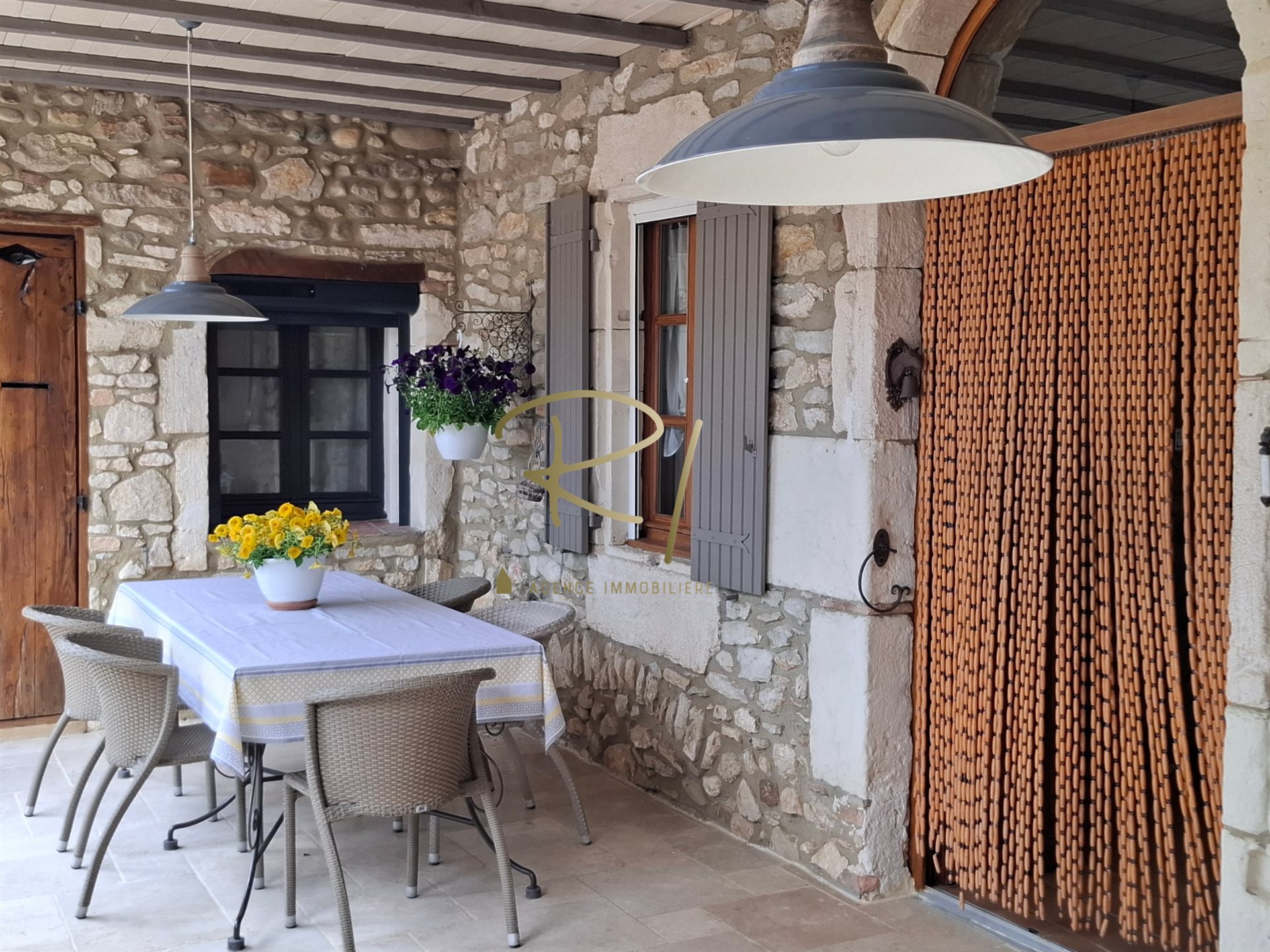 Maison à vendre, 340m², Saint-Paulet-de-Caisson