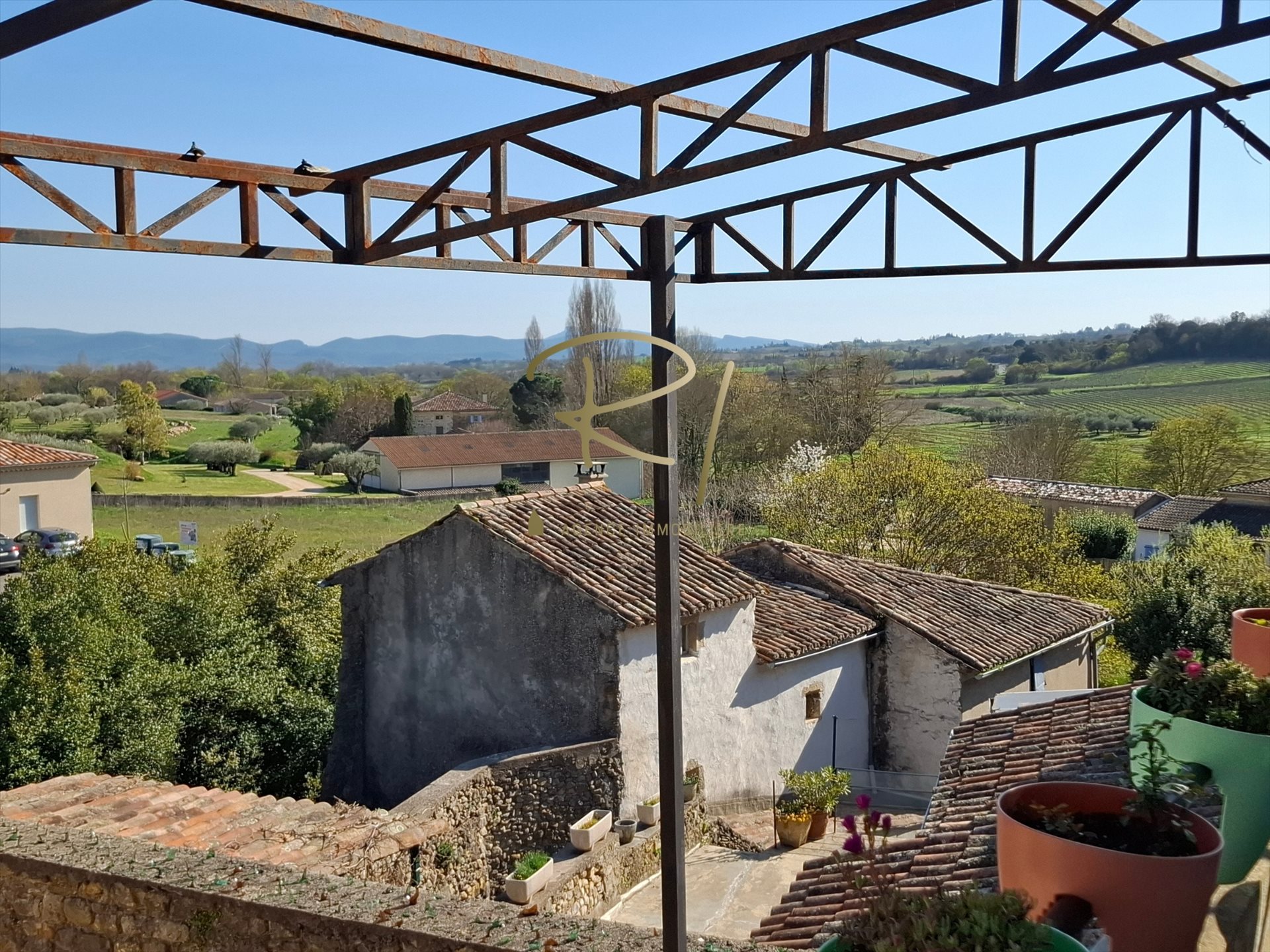 Maison à vendre, 136m², Saint-Sauveur-de-Cruzières