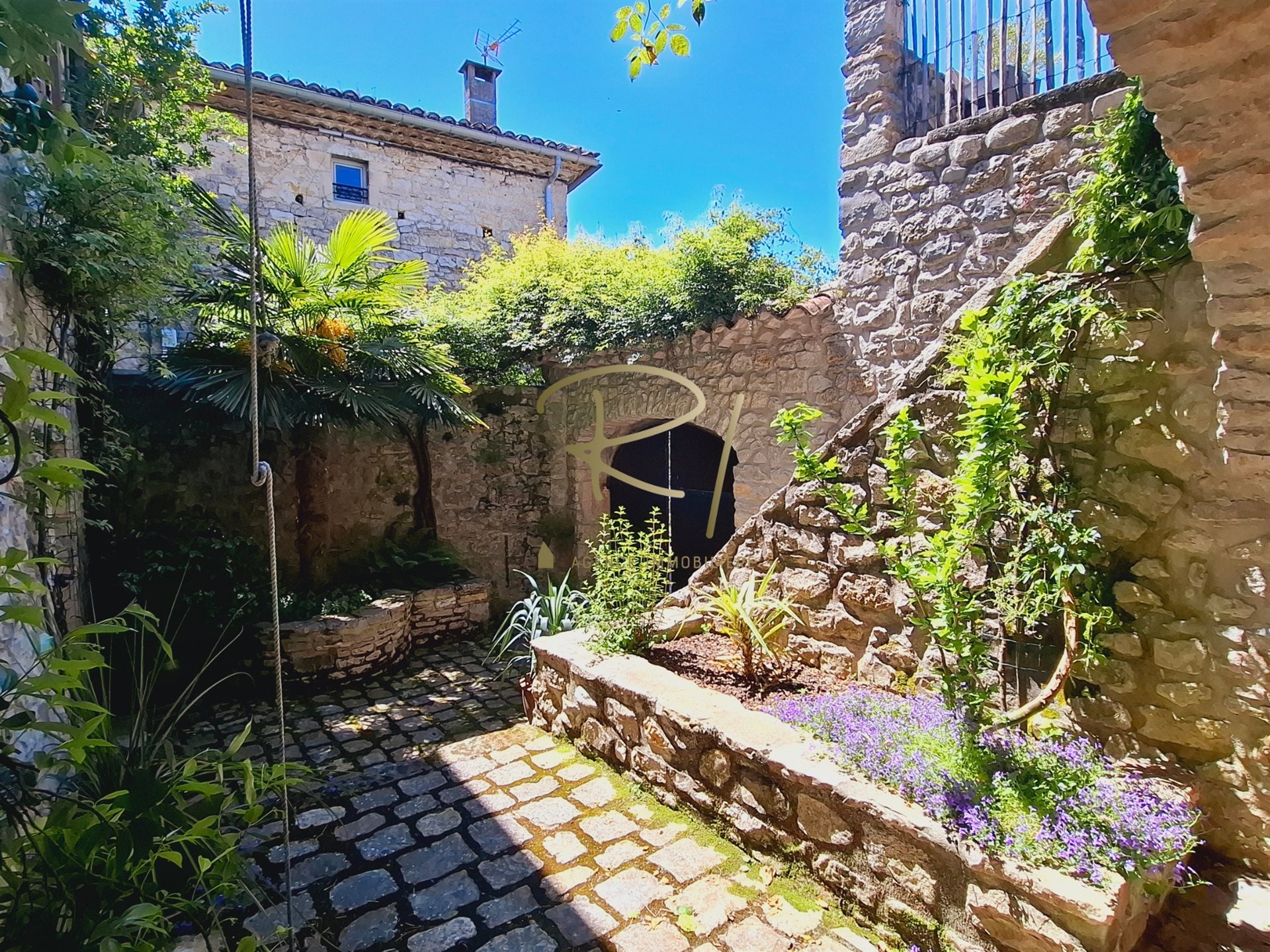 Maison à vendre, 105m², Vallon-Pont-d'Arc