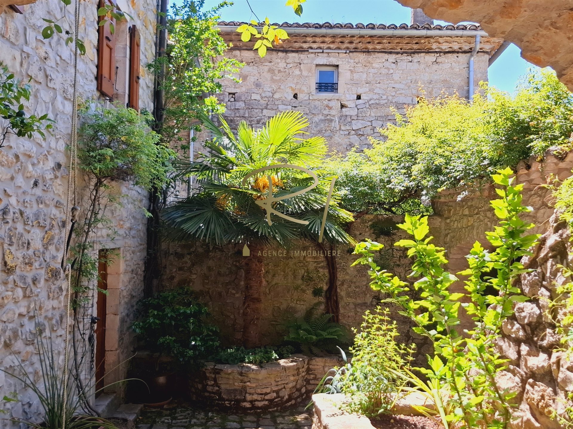 Maison à vendre, 105m², Vallon-Pont-d'Arc