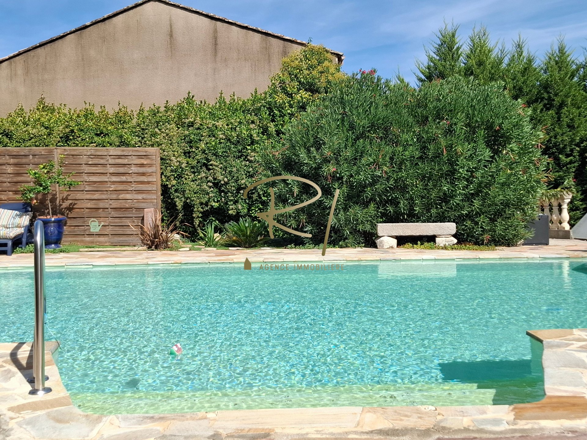 Maison à vendre, 246m², Salavas