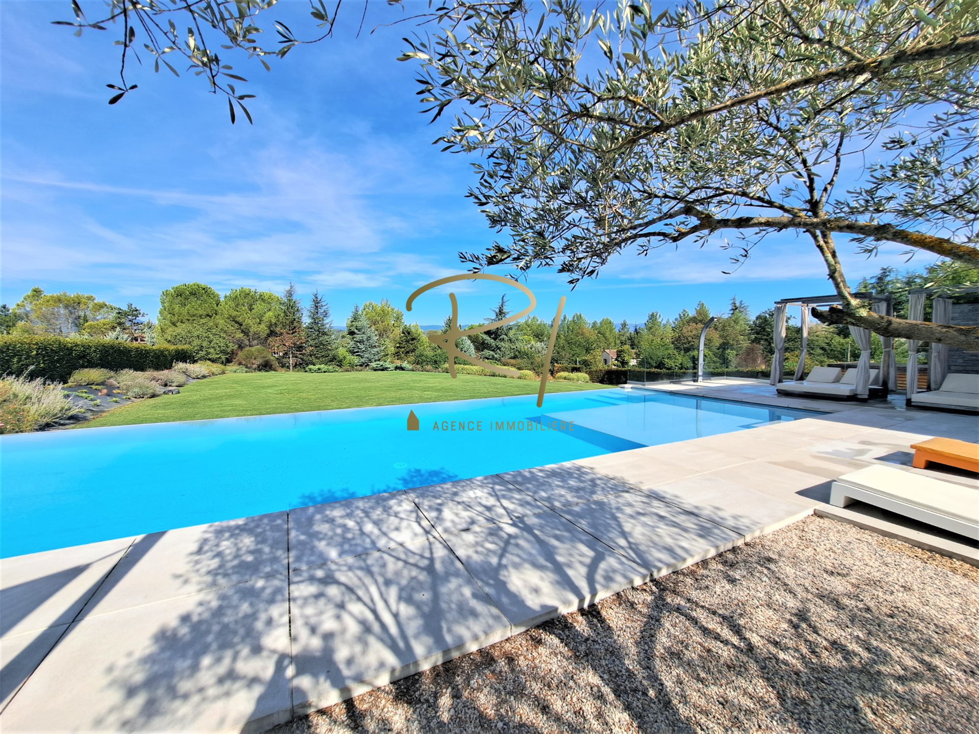 Maison à vendre, 250m², Ruoms