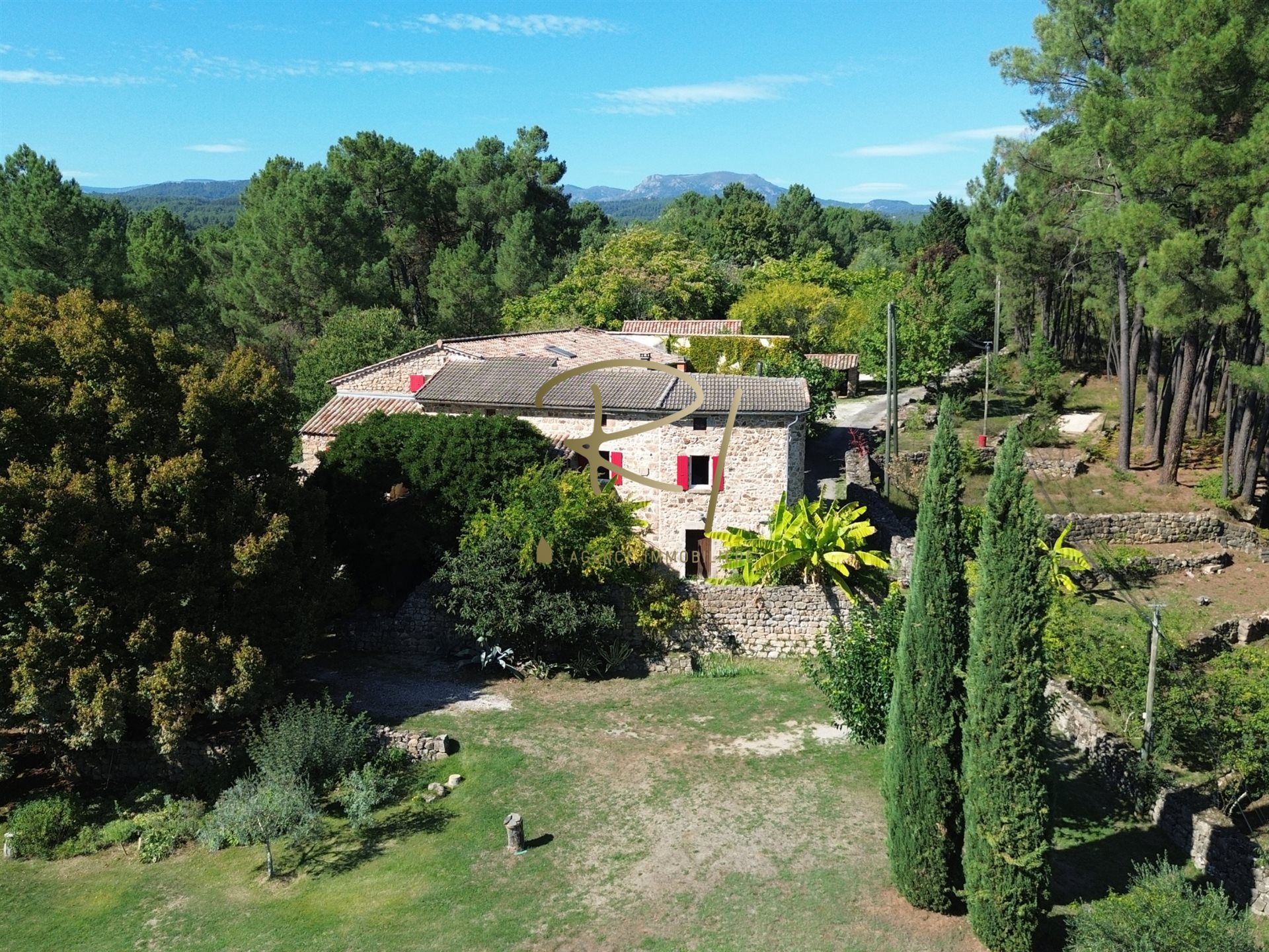 Maison à vendre, 245m², Ruoms
