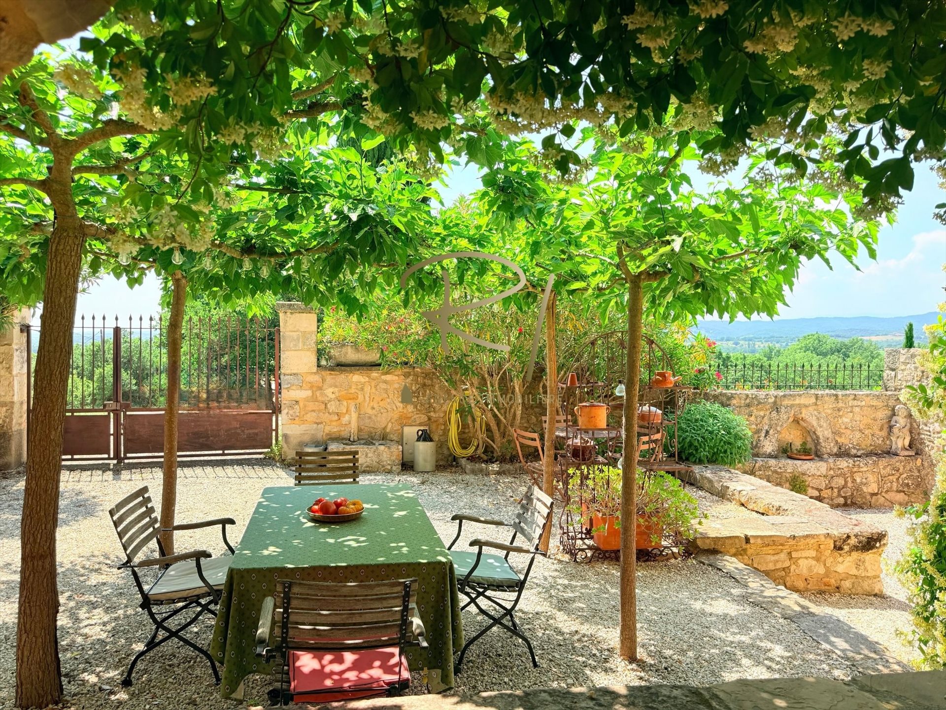 Maison à vendre, 120m², Barjac