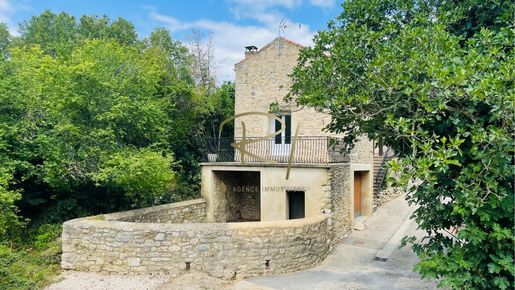 Maison 4 pièces 61 m² · à Laval-Saint-Roman · 61 m² · 170 000 €