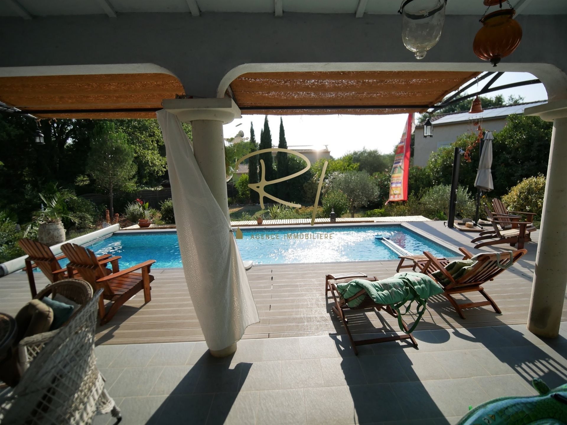 Maison à vendre, 99m², Barjac