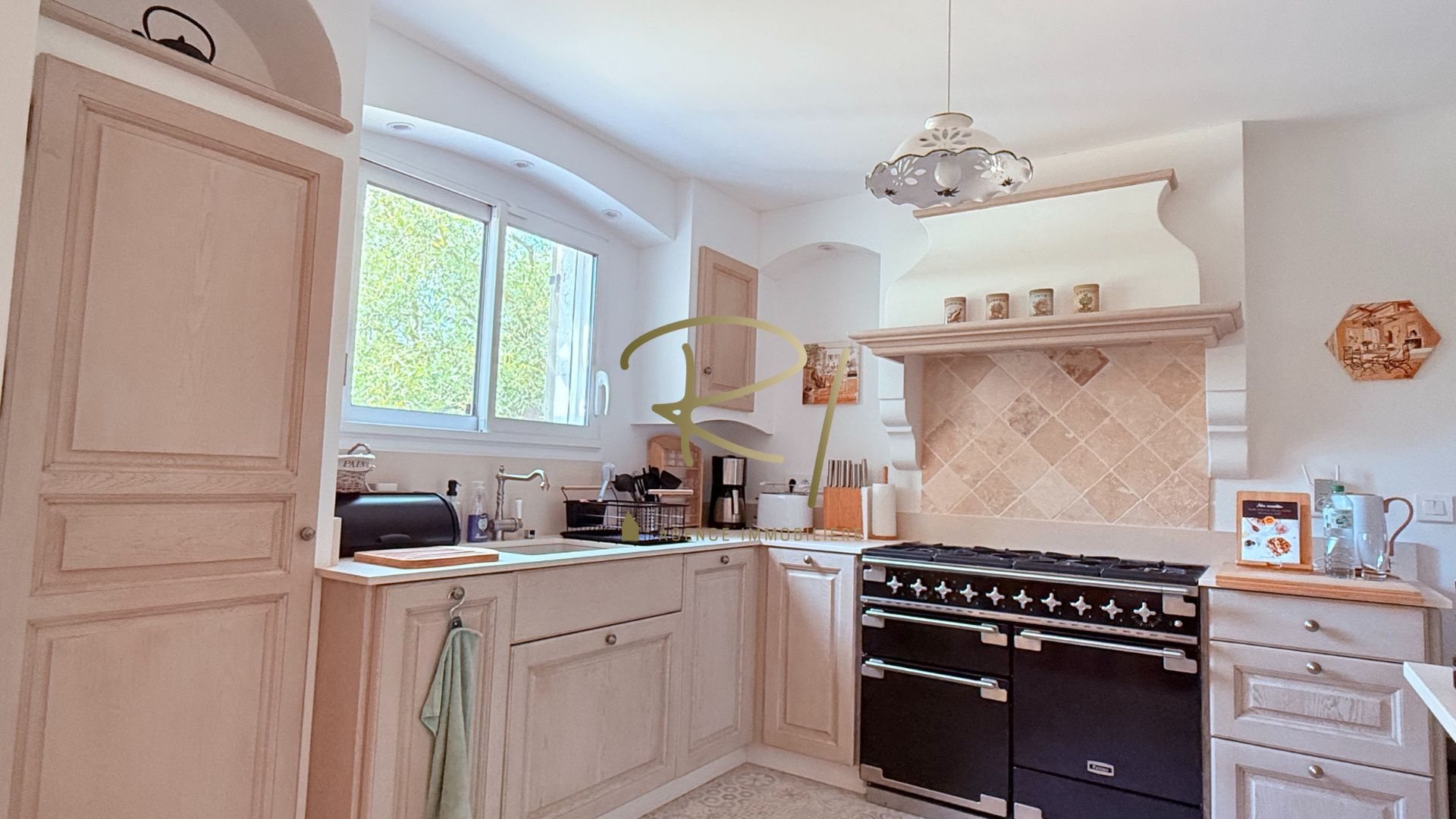 Maison à vendre, 105m², Saint-Sauveur-de-Cruzières