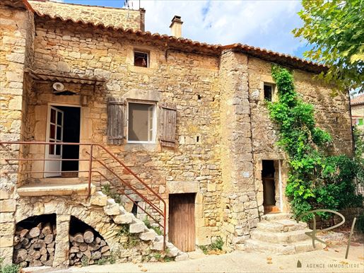 Maison 5 pièces 87 m² · à Vagnas · 87 m² · 200 000 €