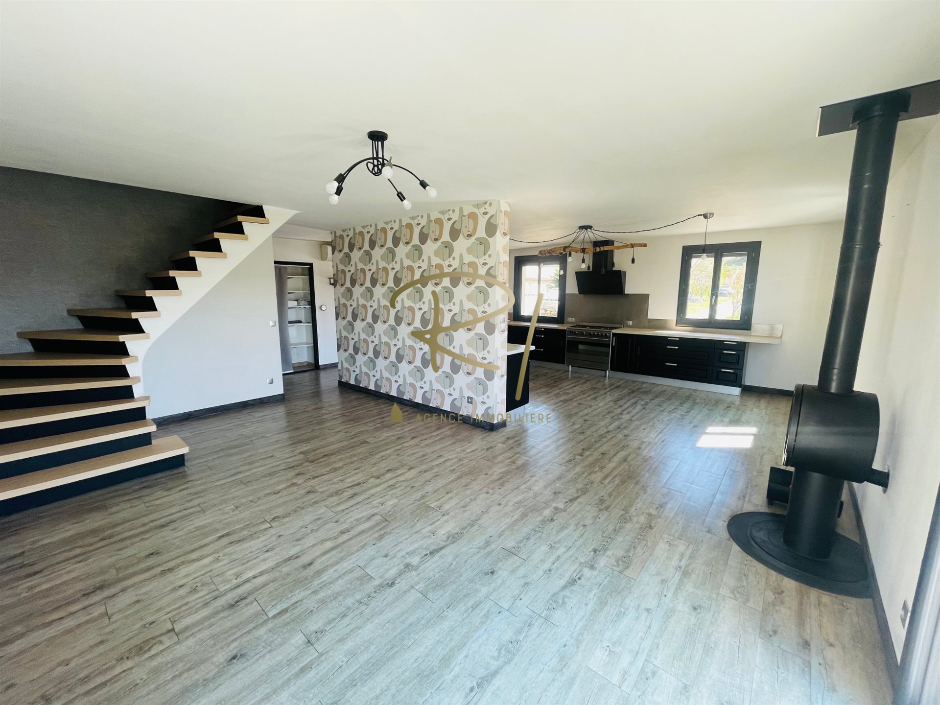 Maison à vendre, 130m², Ruoms