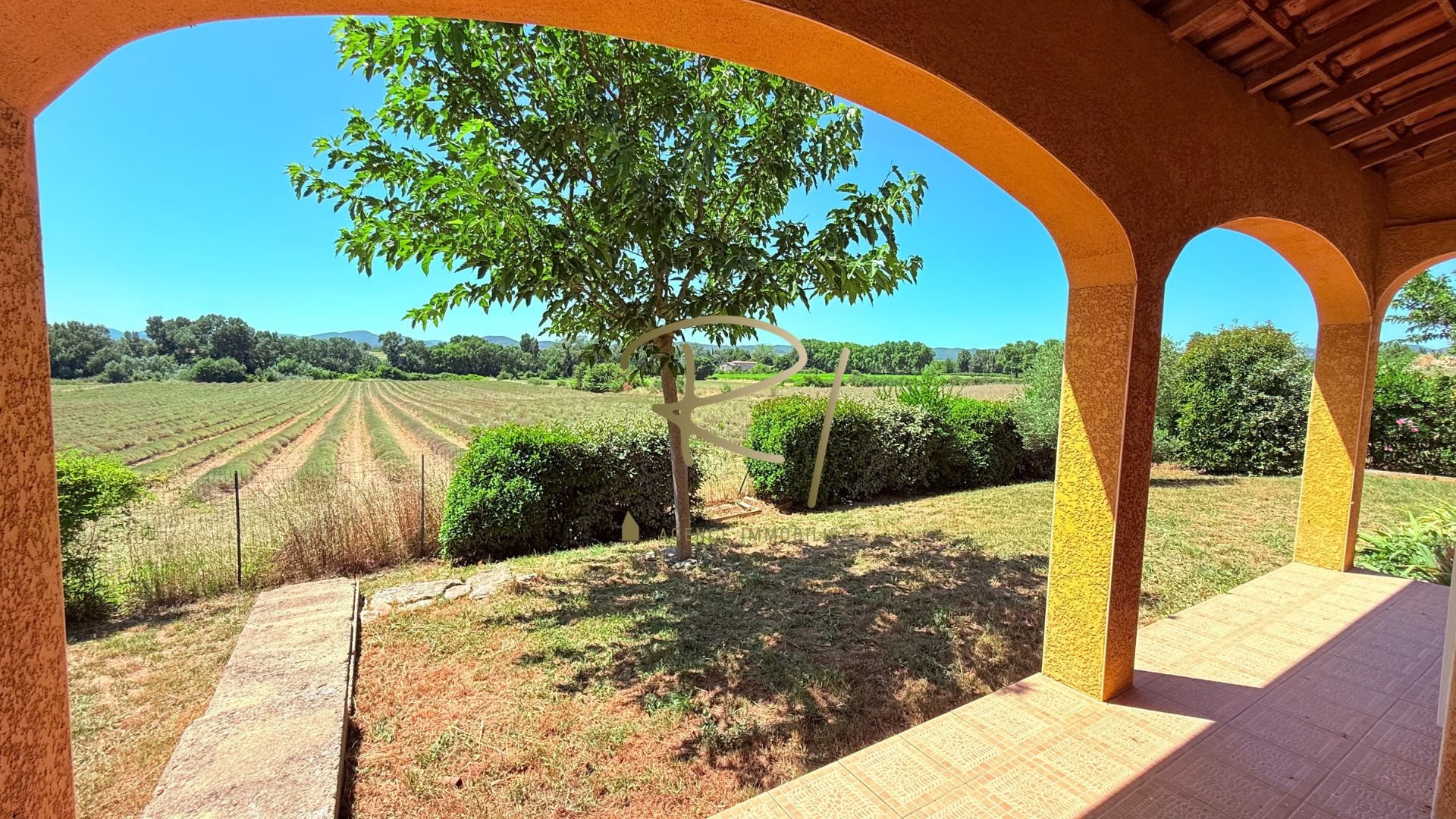 Maison à vendre, 97m², Barjac