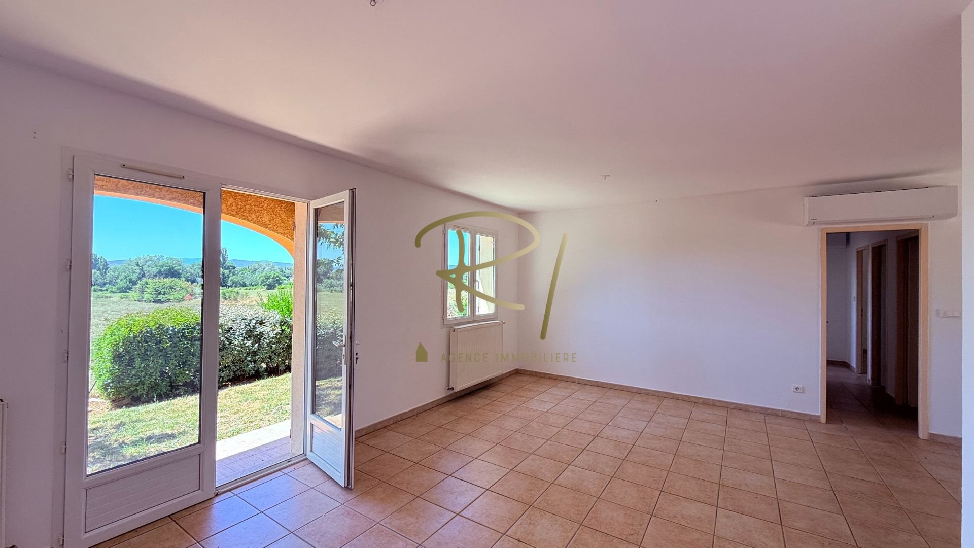 Maison à vendre, 97m², Barjac