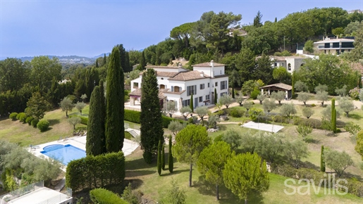 Mougins (Alpes-Maritimes)