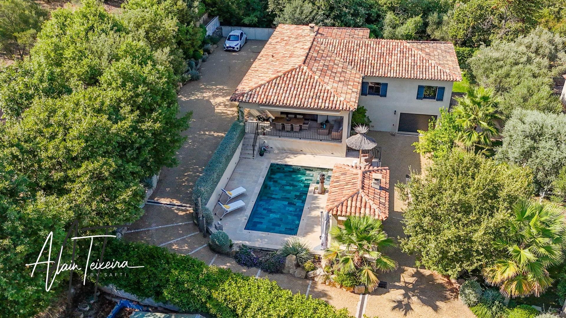 Maison à vendre, 150m², Le Luc