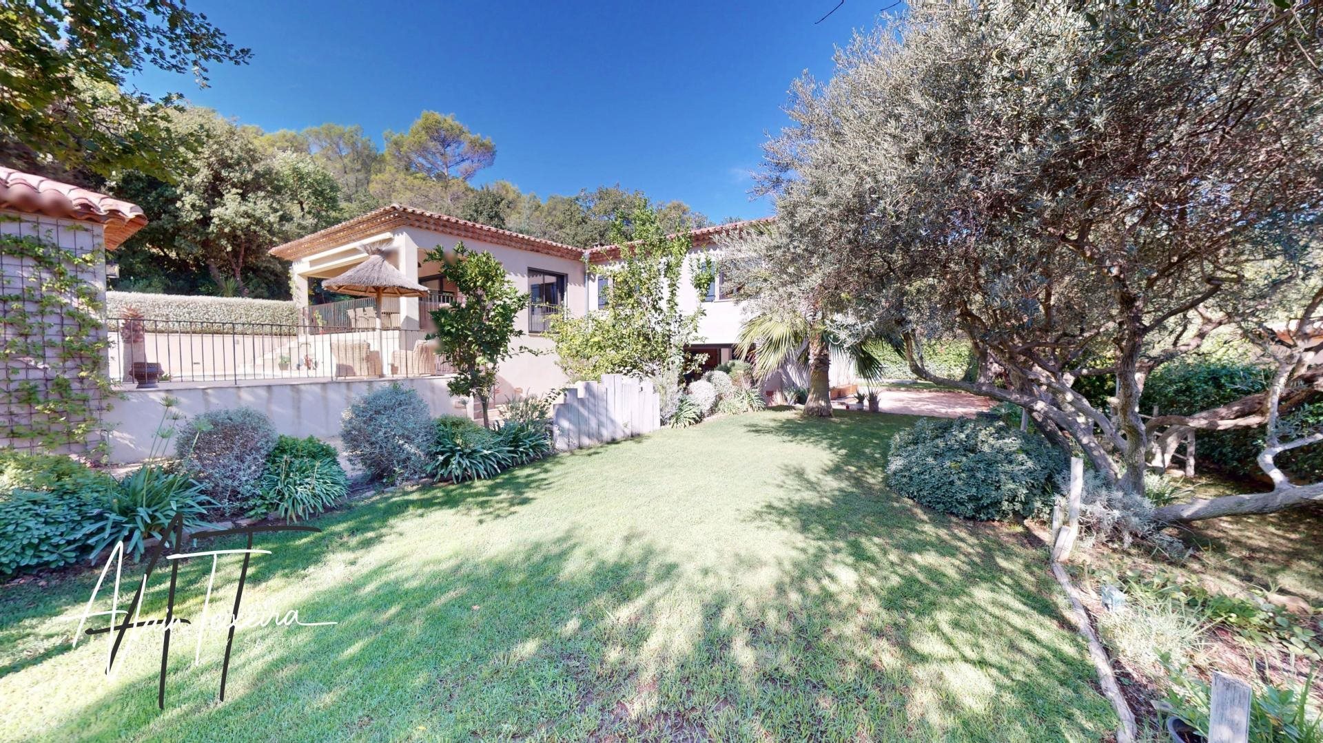 Maison à vendre, 150m², Le Luc