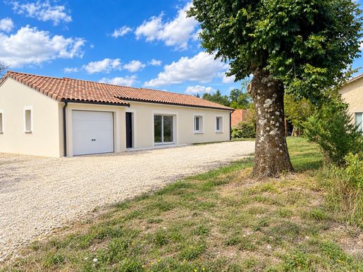Maison 5 pièces 121 m² · à Beaumontois en Périgord · 121 m² · 240 000 €