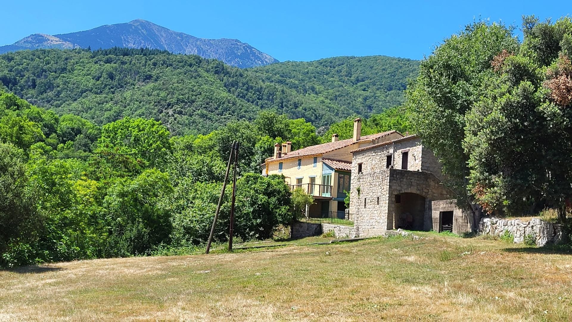 Maison à vendre, 360m², Arles-sur-Tech