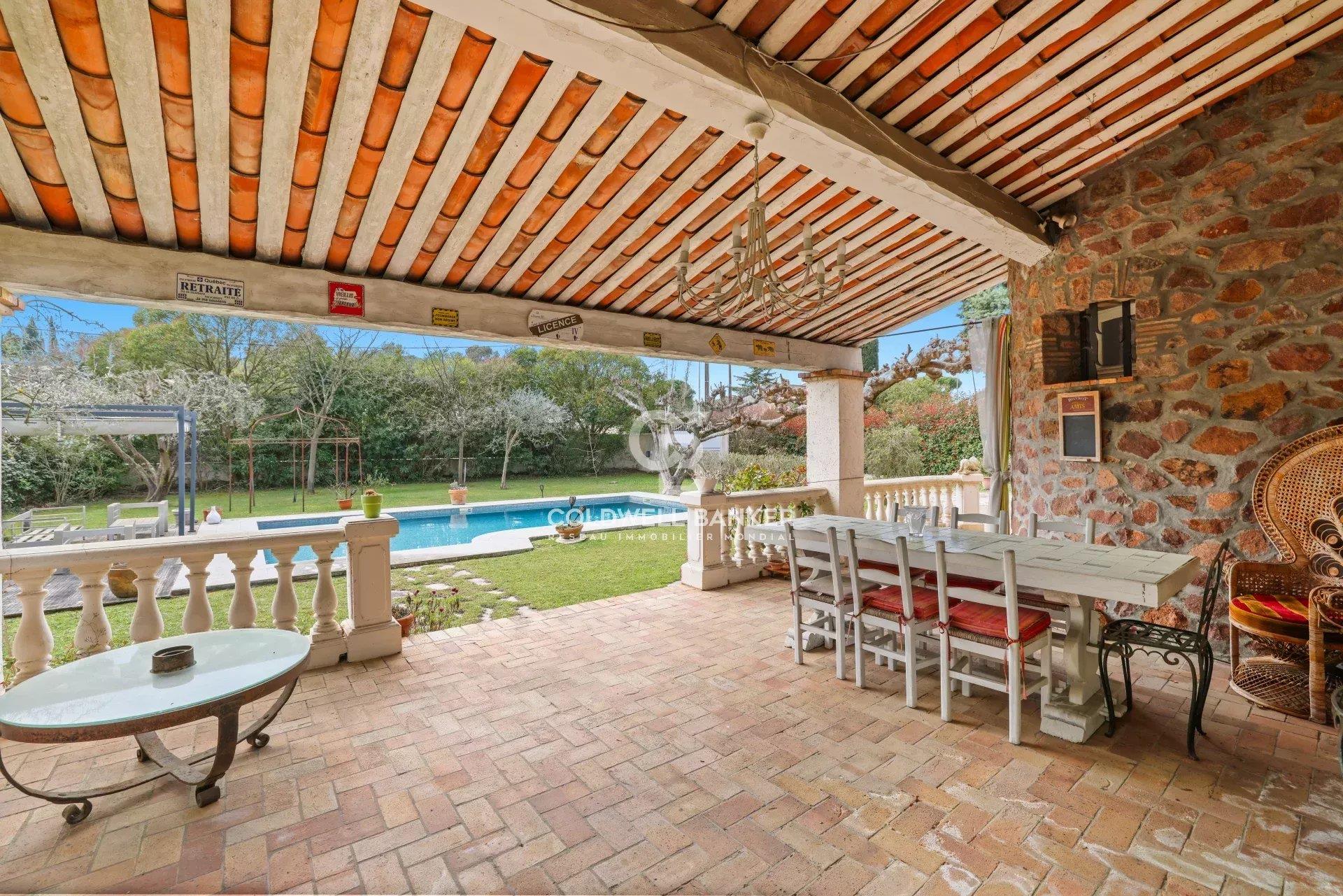 Maison à vendre, 254m², Mougins
