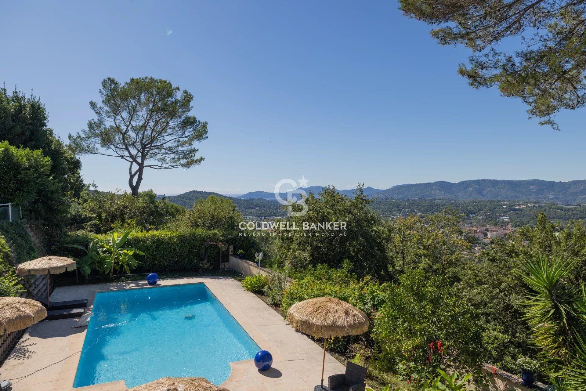 Maison à vendre, 370m², Mougins