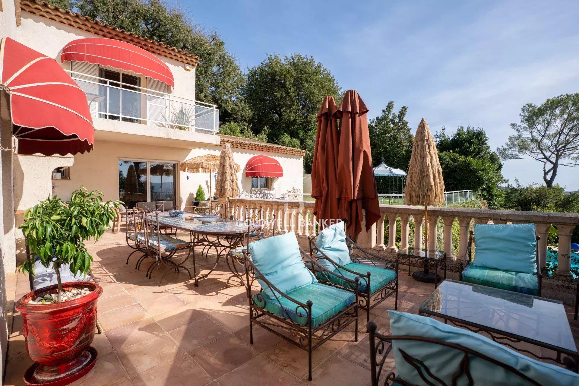 Maison à vendre, 370m², Mougins
