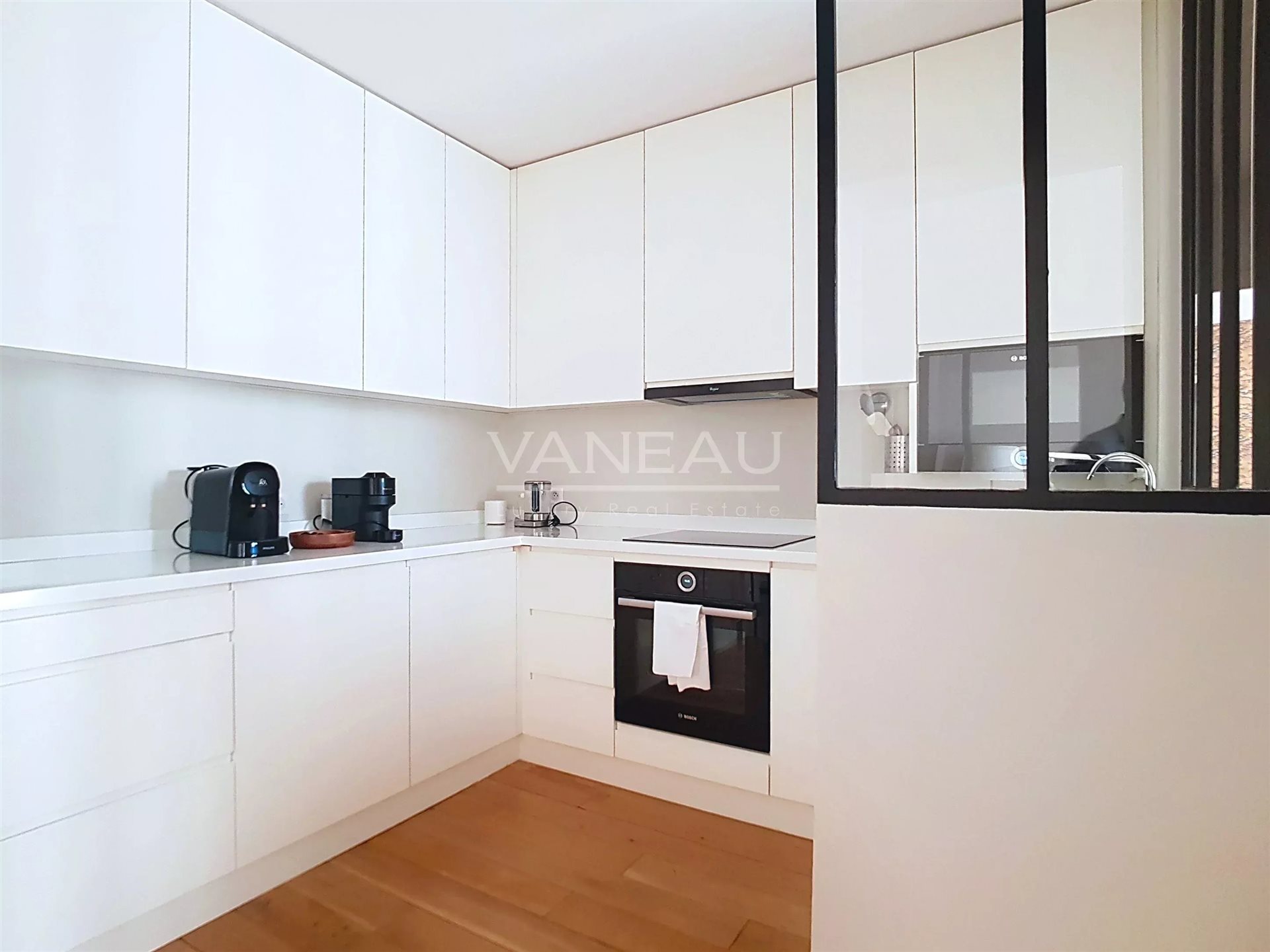 Prestigious renovated apartment - Vue 5