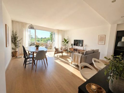 Appartement 3 pièces 78 m² · à Neuilly-sur-Seine · 78 m² · 945 000 €