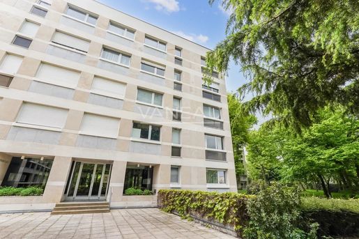 Appartement 5 pièces 130 m² · à Garches · 130 m² · 690 000 €