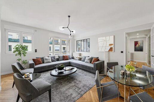 Appartement 3 pièces 70 m² · à Paris 7ème · 70 m² · 939 600 €