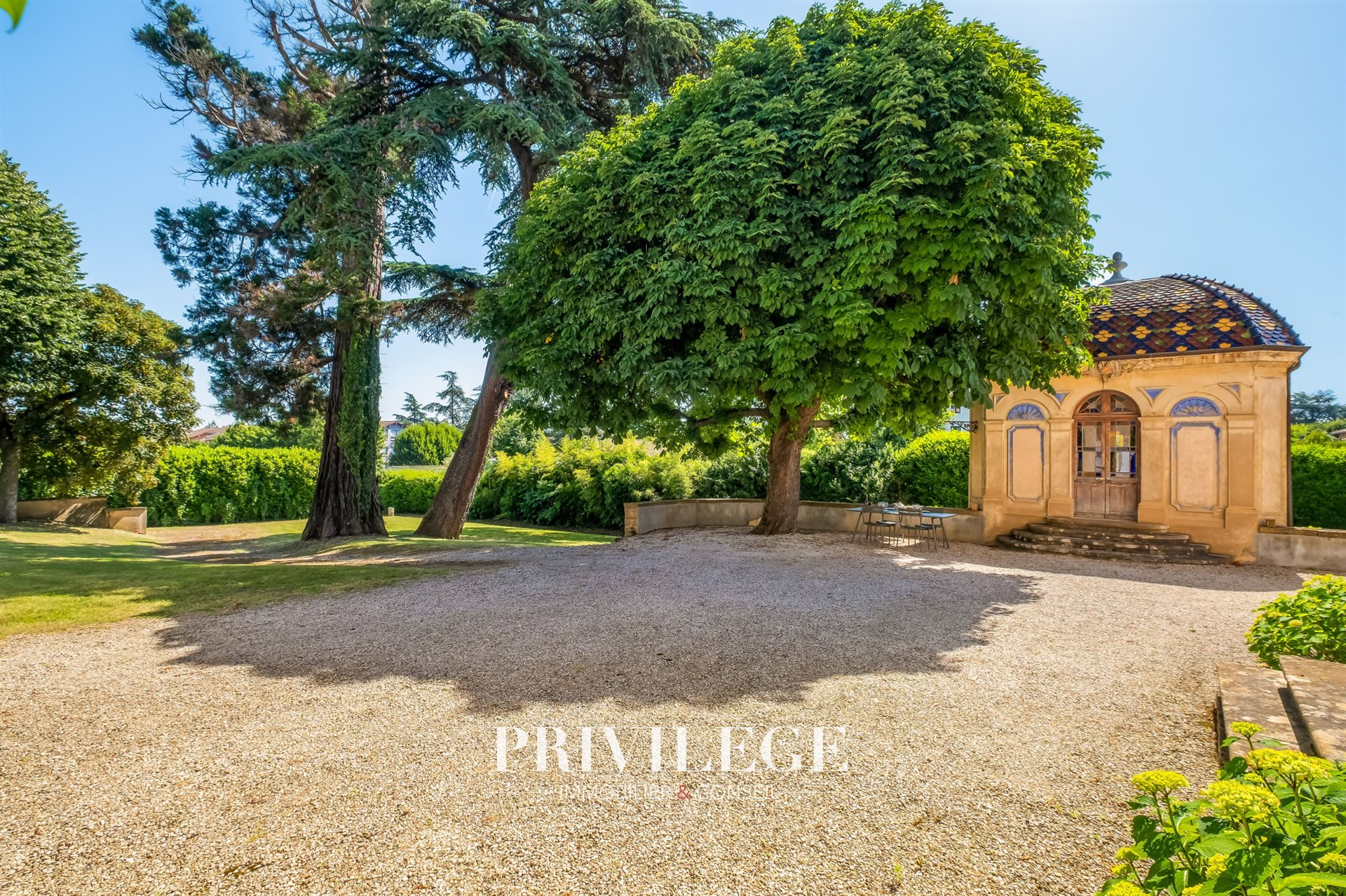 Maison à vendre, 520m², Limas