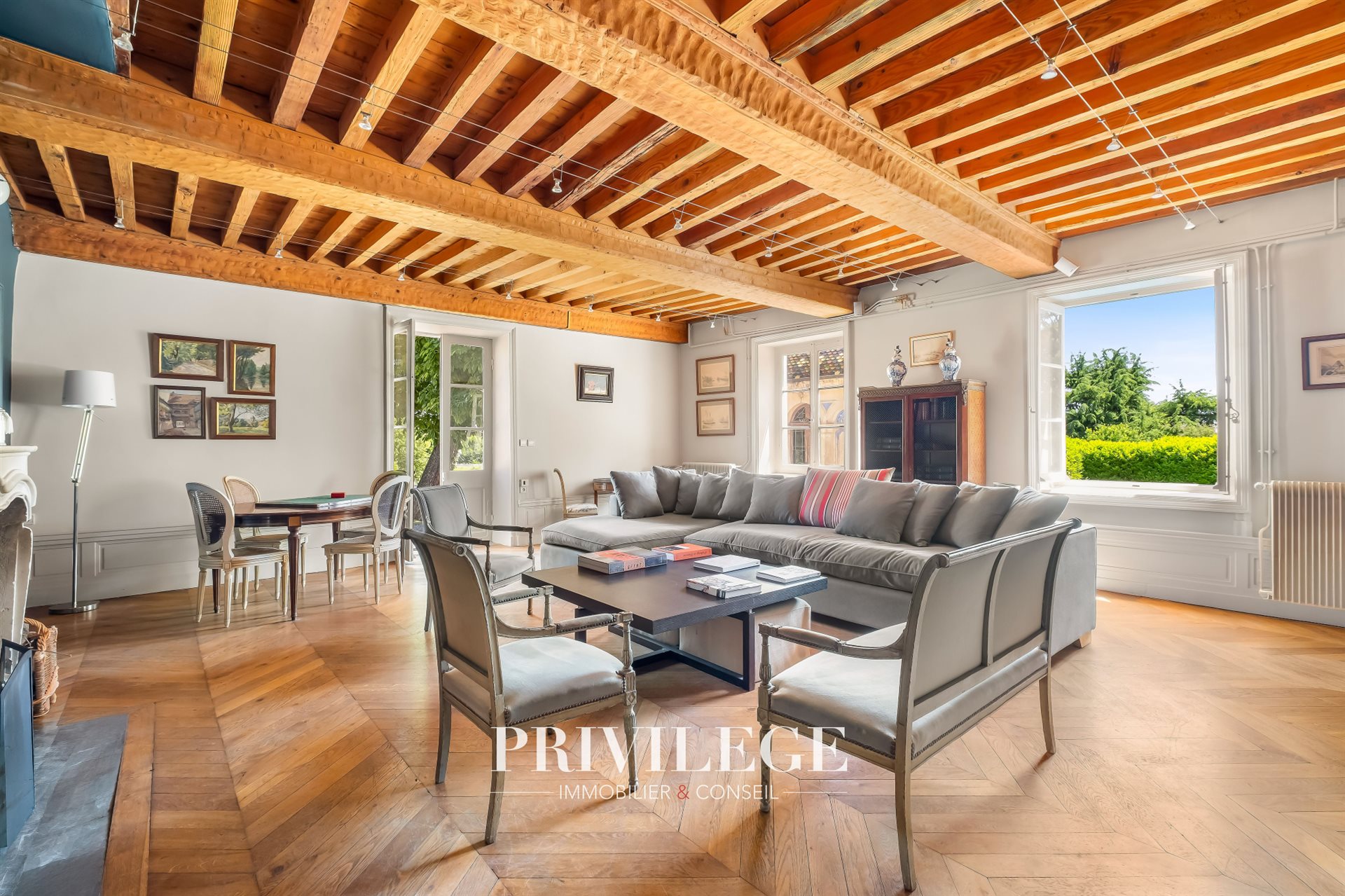 Maison à vendre, 520m², Limas