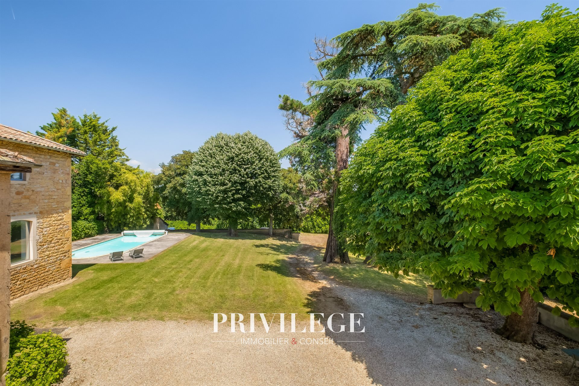 Maison à vendre, 350m², Limas