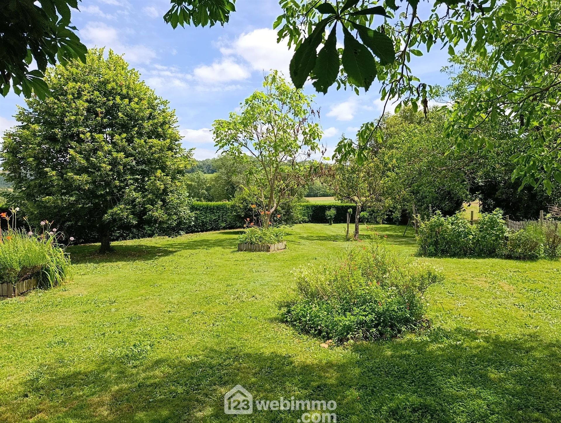 Maison 8 pièces 240 m² · à Vic-Fezensac · 240 m² · 261 500 €