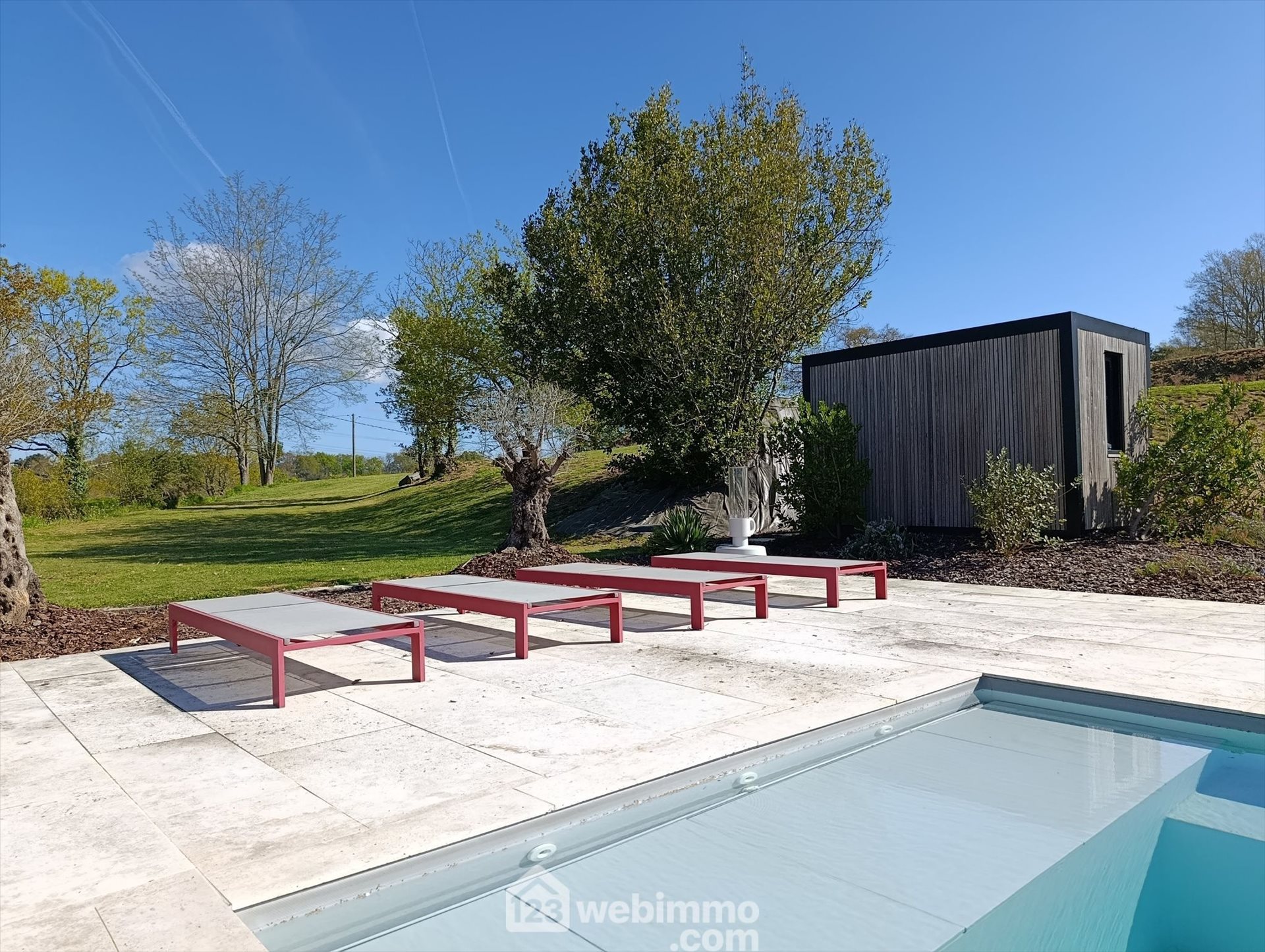Maison 5 pièces 189 m² · à Cassen · 189 m² · 650 000 €