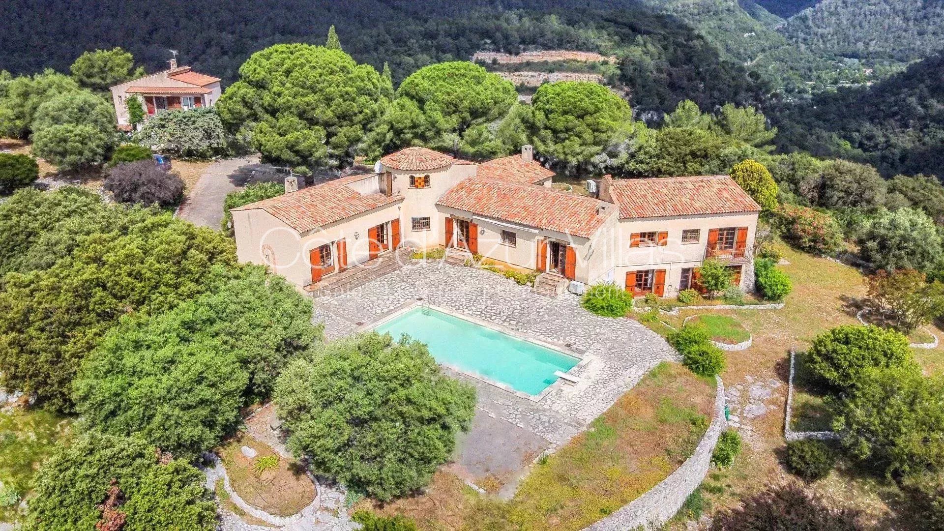 Maison à vendre, 350m², Roquefort-les-Pins