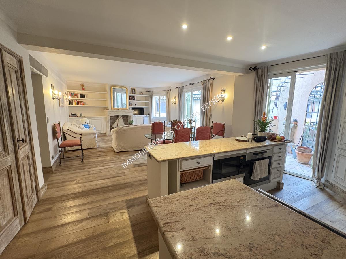 Appartement à vendre, 95m², Saint-Tropez