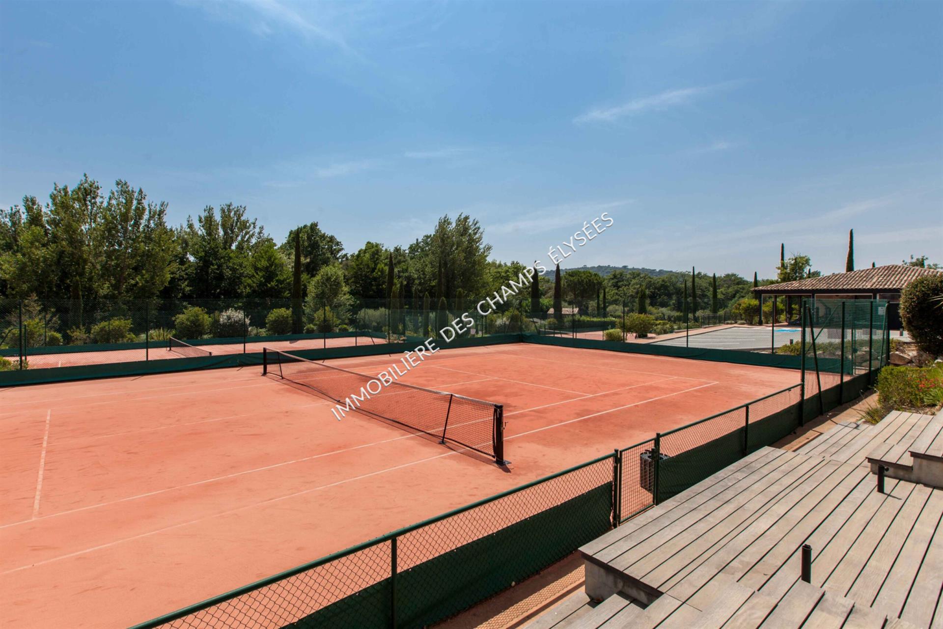 Maison à vendre, 82m², Gassin