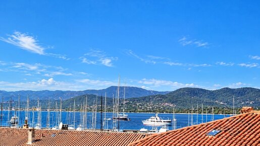 Appartement 6 pièces 135 m² · à Saint-Tropez · 135 m² · 2 400 000 €
