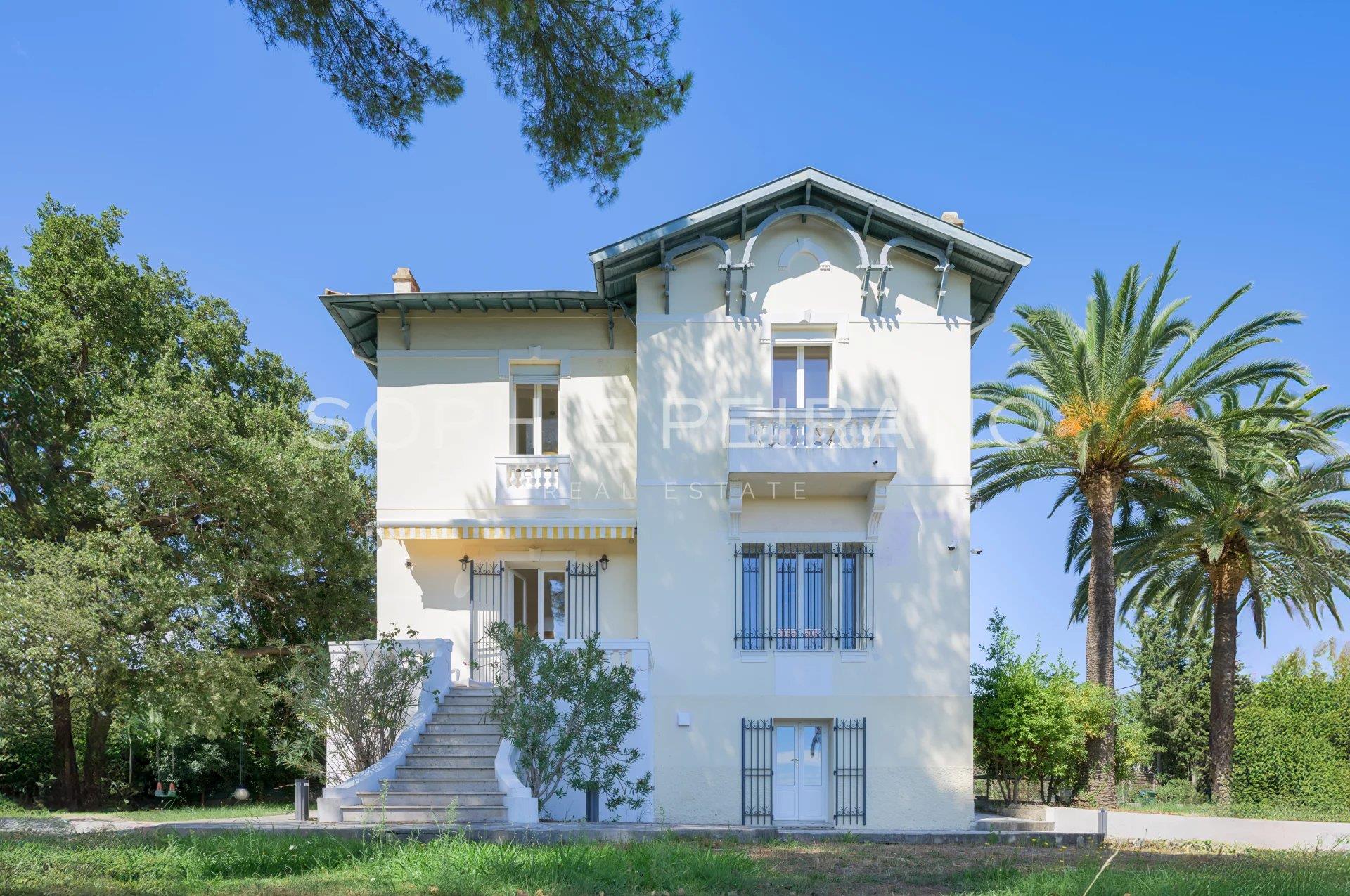 Antibes- Belle Époque Villa With Pool - Ansicht 3
