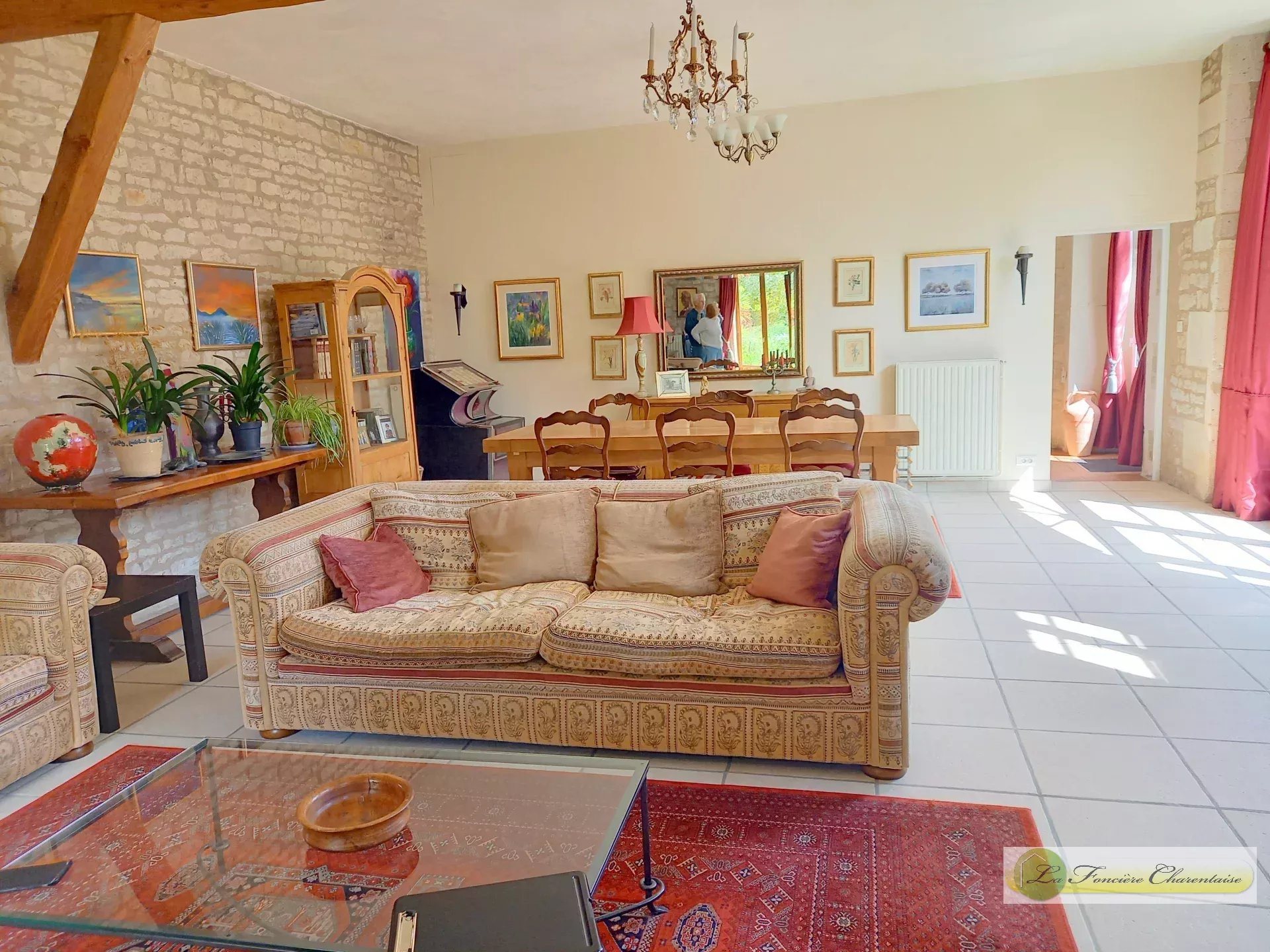 Maison à vendre, 214m², Aigre