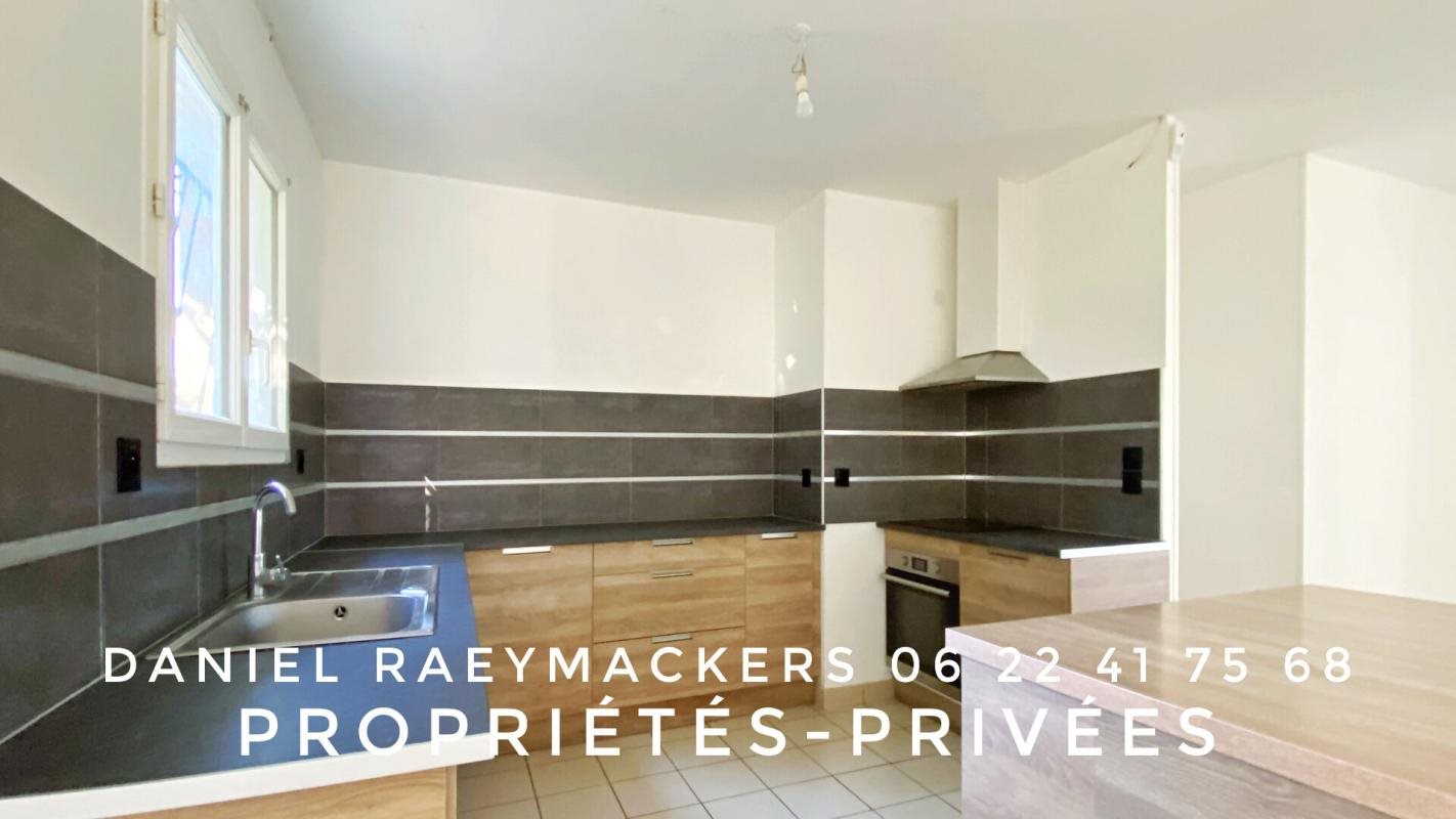 Maison à vendre, 97m², Saint-Martial-d'Artenset