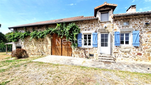 Maison 5 pièces 123 m² · à Piégut-Pluviers · 123 m² · 220 000 €