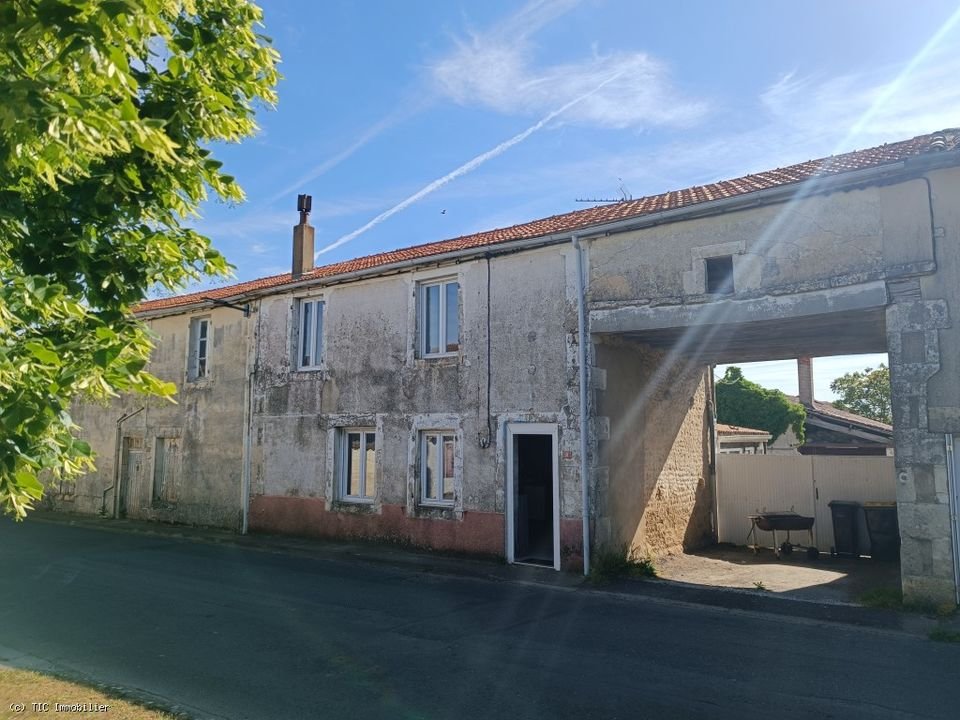 Maison à vendre, 106m², Brettes