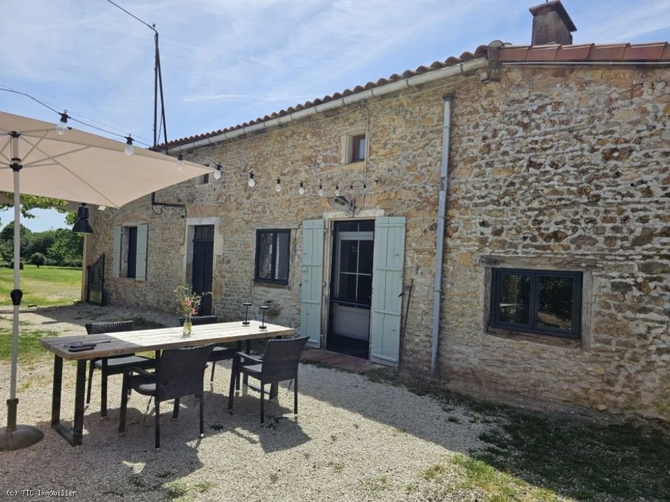 Maison à vendre, 95m², Saint-Claud
