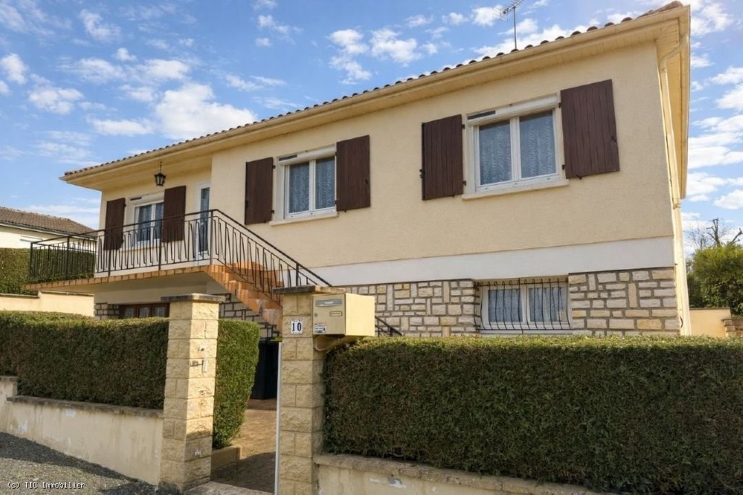 Maison à vendre, 111m², Ruffec