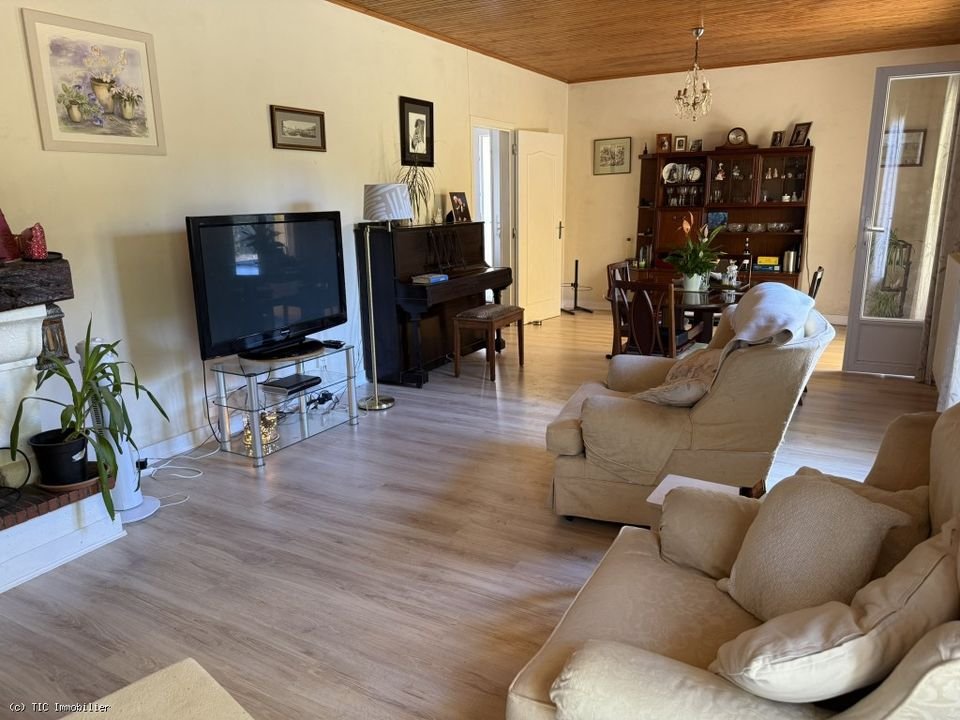 Maison à vendre, 152m², Ruffec