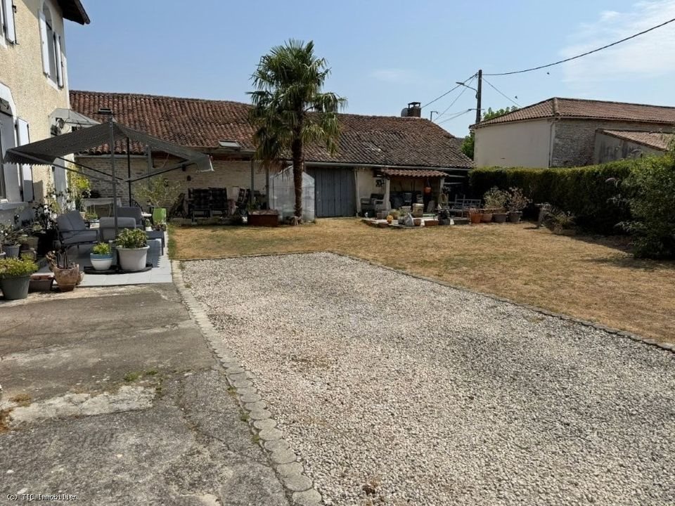 Maison à vendre, 162m², Chef-Boutonne